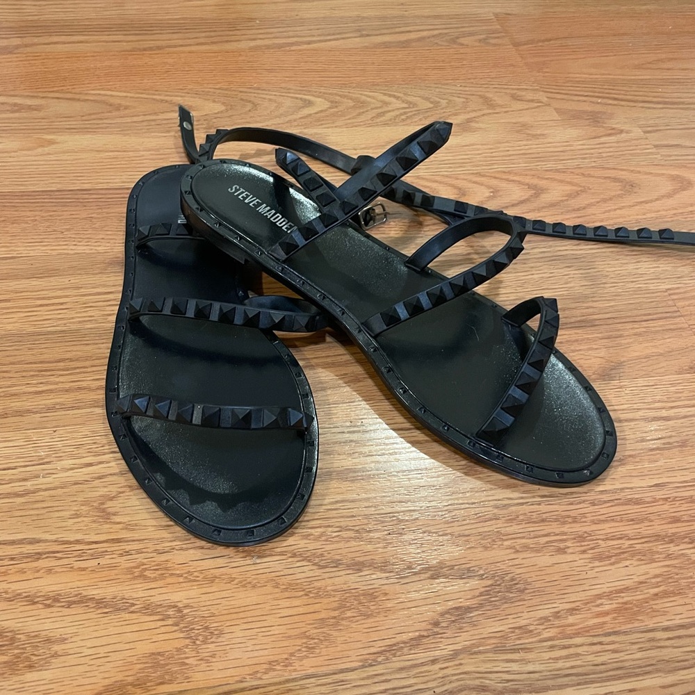 Steve Madden Black Strappy Sandals